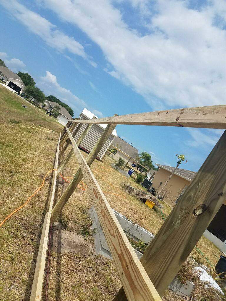 Tucson fencing contractor fence repairs